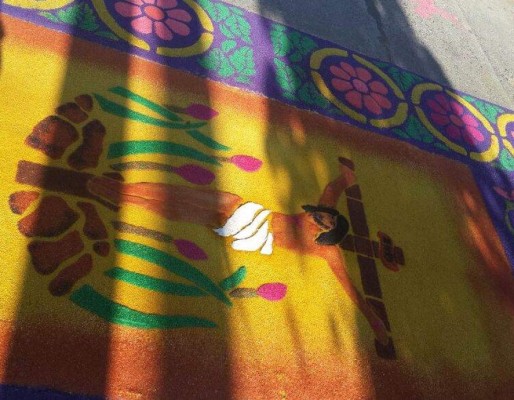 Alfombras religiosas en San Lorenzo