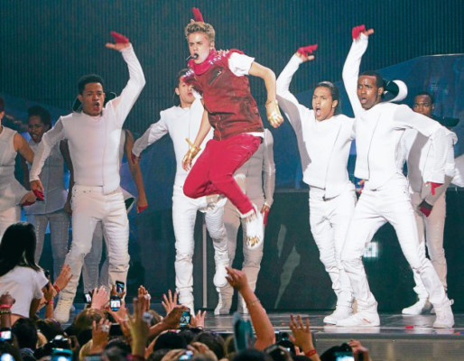 Justin y LMFAO brillan en los Much Music Awards