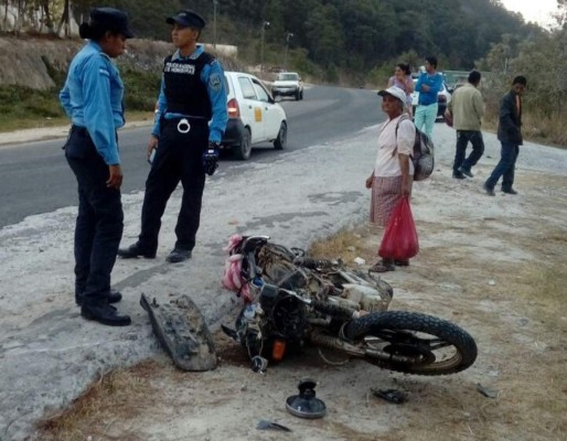 Accidente vehicular deja un muerto y un niño gravemente herido en La Paz