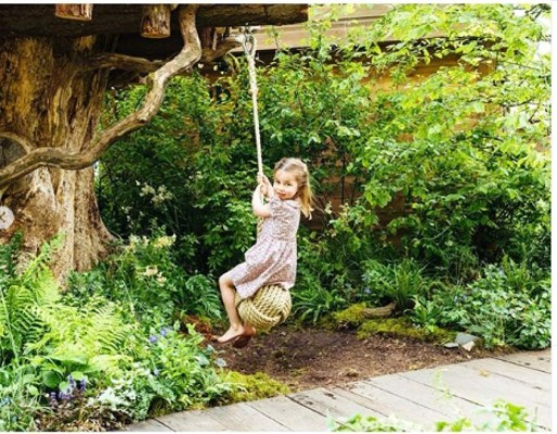 FOTOS: El tierno paseo del príncipe William, Kate y sus hijos entre la naturaleza