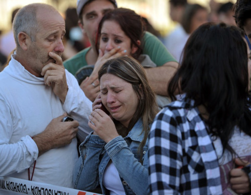 Incendio en discoteca en Brasil deja 232 muertos