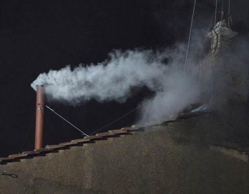 Cardenal argentino es el nuevo Papa y se llamará Francisco I
