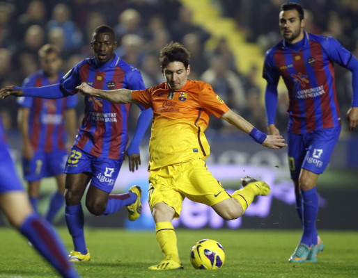 Barça golea al Levante y sigue firme hacia el título