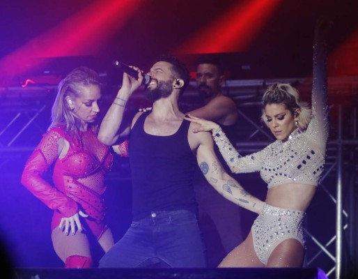 Corazones noventeros vibran en el 90’s Pop Tour