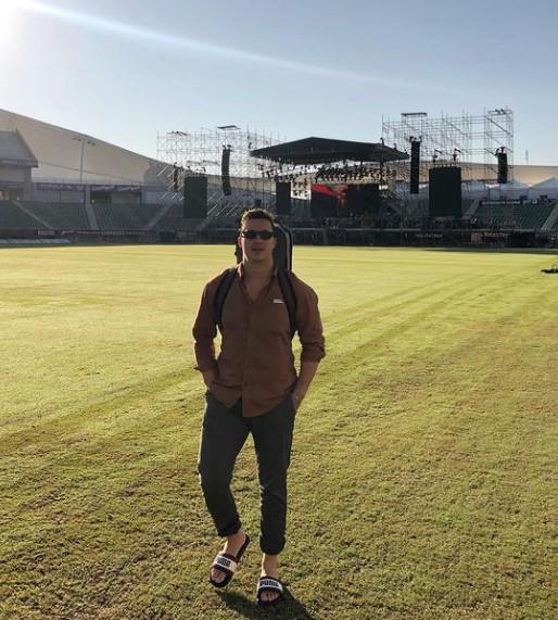 Daniel Arellano, el violinista de Nodal que dejó flechadas a las hondureñas