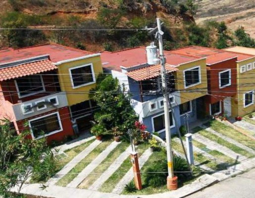 Fiscalía investiga posible estafa de 17 urbanizadoras en la capital