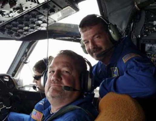 Video: Intrépido avión atraviesa el ‘ojo’ del huracán Patricia