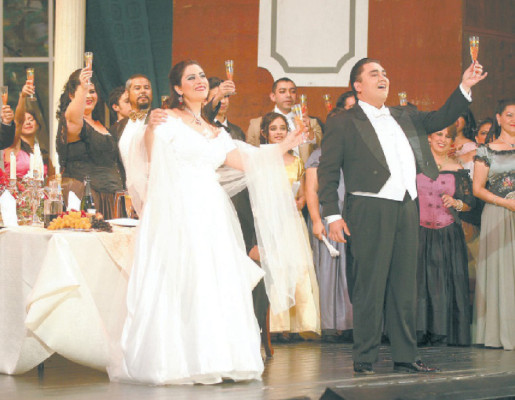 'La traviata” conmovió a la capital de Honduras