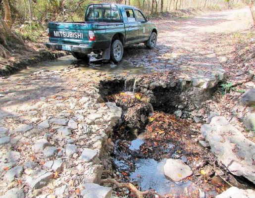 Carreteras terciarias han desaparecido