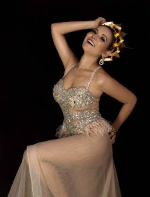 La bella actriz Karla Luna antes de que el cáncer invadiera su cuerpo