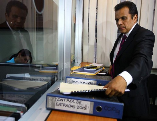 En suspenso extradición de 'El Negro' Lobo