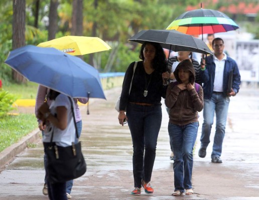 Se esperan lluvias en el centro, oriente y occidente de Honduras