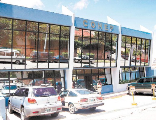 Cohep justifica votos a favor de contratos