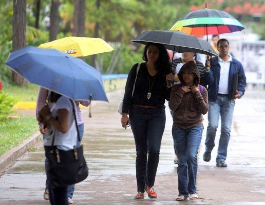 Fuerte calor se experimentará esta semana en Honduras, según expertos