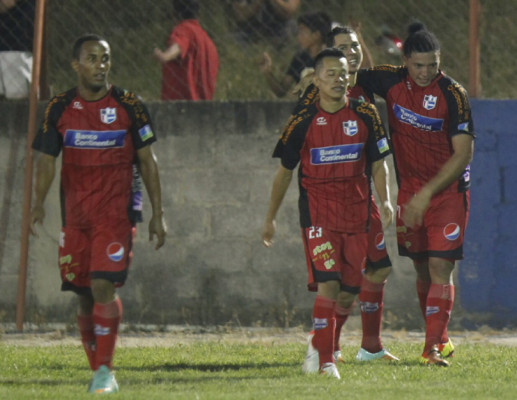 Deportes Savio da el primer golpe al Victoria