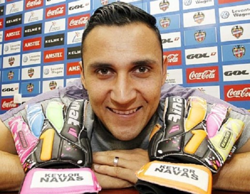 Real Madrid oficializa fichaje de Keylor Navas