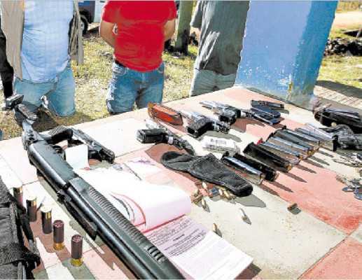 Experto de EE UU asesorará al Congreso