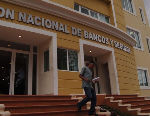 Reducción en tasas de interés depende de bancos