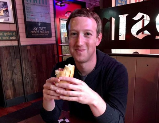 Mark Zuckerberg publica un video del momento en que fue aceptado en Harvard