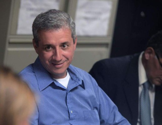 Maccih: Implicados en casos de corrupción quedarían libres gracias a reforma a Ley de Presupuesto