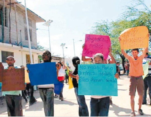 Secuestran a niño hondureño en México
