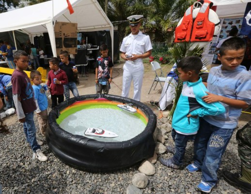Tecnología militar a la disposición de los capitalinos en Feria de Adiestramiento