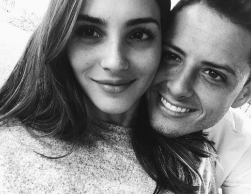 La tierna felicitación de 'Chicharito' a su novia Andrea Duro