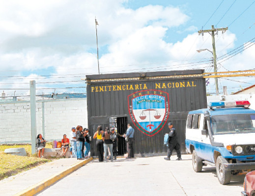 'El que no quiere cambiar va a tener problemas”