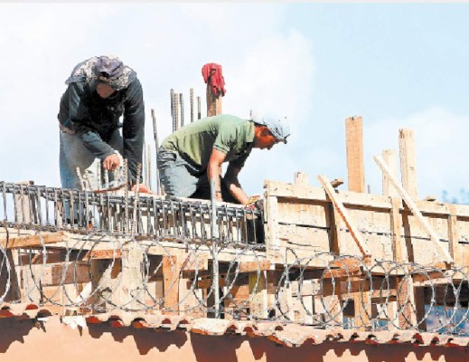 Diputado del Pac propone reformar jornada laboral en Honduras