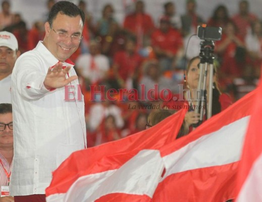 En medio de un proceso legal y víctima del covid-19, muere Martha Medrano, madre de Luis Zelaya