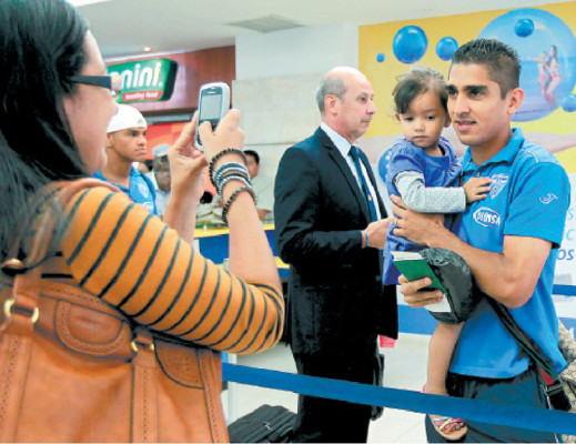 Honduras con la mentalidad de triunfar en el Azteca