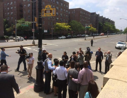 Dan nombre de empresario hondureño a calle del Bronx