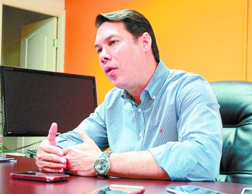 Investigarán de oficio contrato de vigilancia