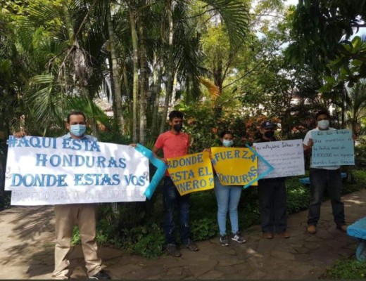 #AquíestáHonduras, la respuesta a la pregunta viral '¿Dónde está el dinero?' (FOTOS)