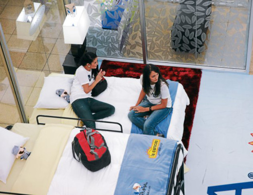 Cinco parejas vivirán en casa de cristal en Cascadas Mall