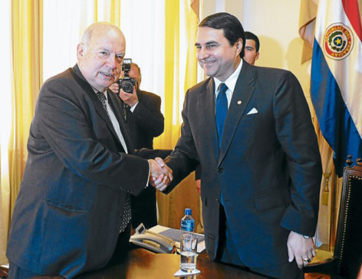 Insulza acepta que la situación no es grave