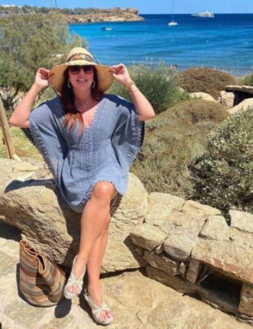 María Celeste Arrarás derrocha felicidad en sus vacaciones en Grecia ¡Mira las fotos!