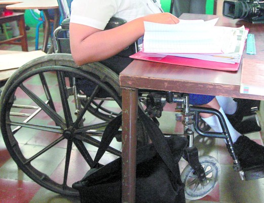 10% de población escolar con condición especial