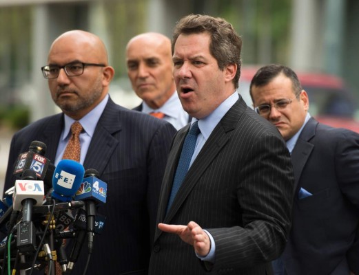 Juez de EEUU niega petición a abogados privados de 'El Chapo'