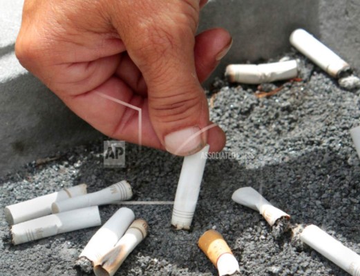 Estudio: Exfumadores tienen mejor salud aún si suben de peso