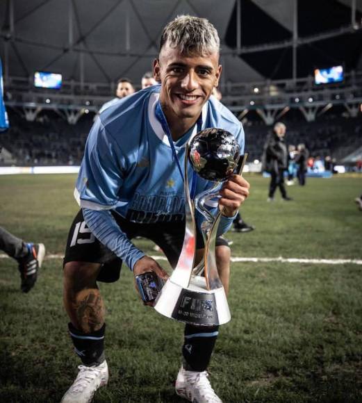 Real Madrid quiere otro bombazo en el mercado y Flick descarta fichaje en el Barça