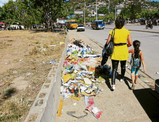 A revisión rutas de recolección de desperdicios