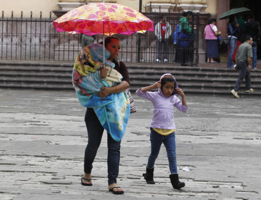 Honduras: adiós al año viejo con frío y lluvias