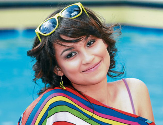 ¡Explosión de colores!: Tendencia de tonos fluorescentes