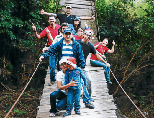 EL HERALDO llevó alegría a la tribu tolupán