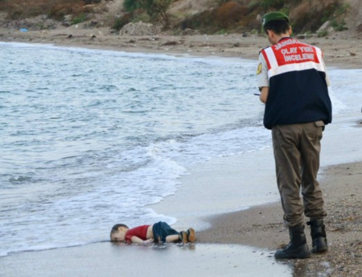 Padre de Aylan lamenta la pasividad del mundo frente a refugiados muertos en el mar&nbsp;