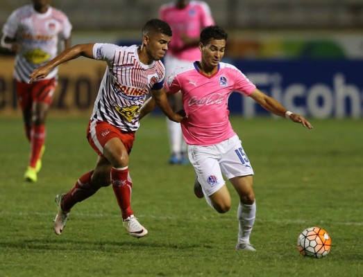 Héctor Vargas: 'por Twitter me enteré que no seguía”