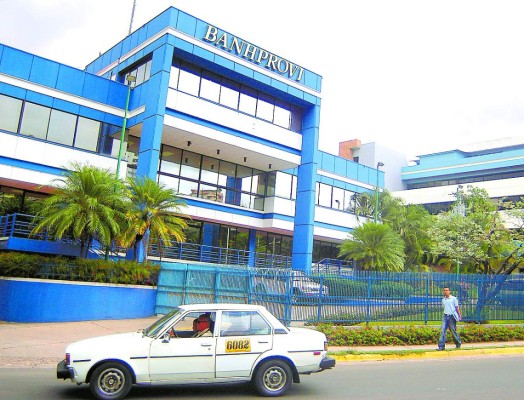 Buscan tercerizar los servicios de Banhprovi con banco privado