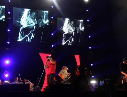 Red Hot Chili Peppers y Maná hacen vibrar el Tigo Fest Guatemala
