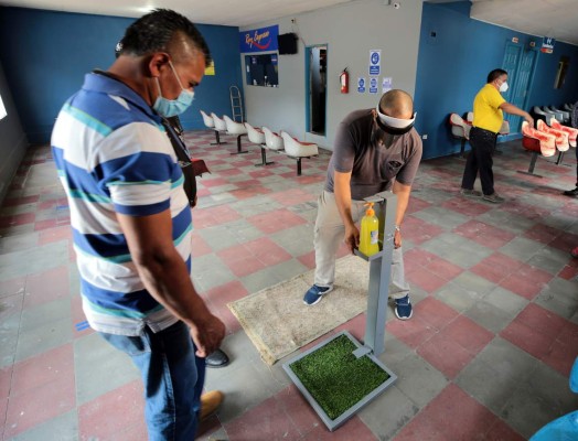 Arranca pilotaje del transporte interurbano y taxis en Honduras